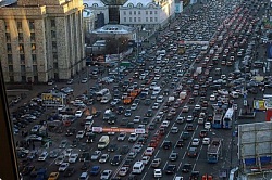 Более 800 миллионов рублей выделено на подсветку Проспекта мира и Ярославского шоссе